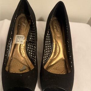 Dexflex Comfort Black Peep Toe Heels